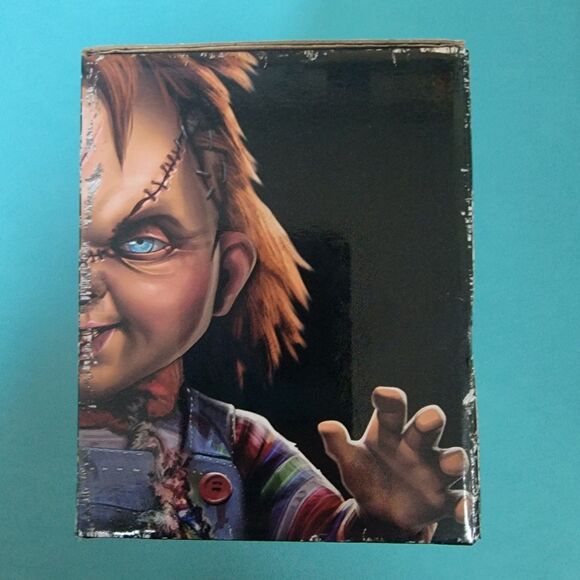 Child's Play Chucky and Tiffany Ceramic Salt and Pepper Shaker Set - Picture 6 of 9